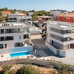 Διαμέρισμα Dreams With Pool, Private Terrace, Sea View, Jacuzzi Τρογκίρ