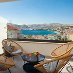 Dreams With Pool, Private Terrace, Sea View, Jacuzzi Διαμέρισμα Τρογκίρ