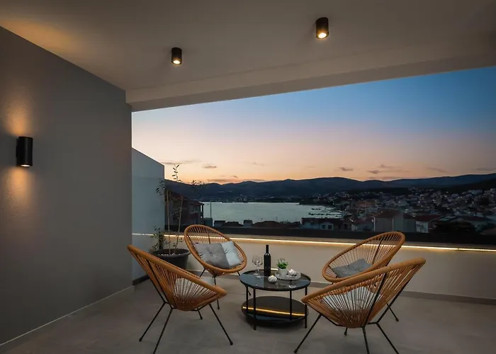 Dreams With Pool, Private Terrace, Sea View, Jacuzzi Apartmán *